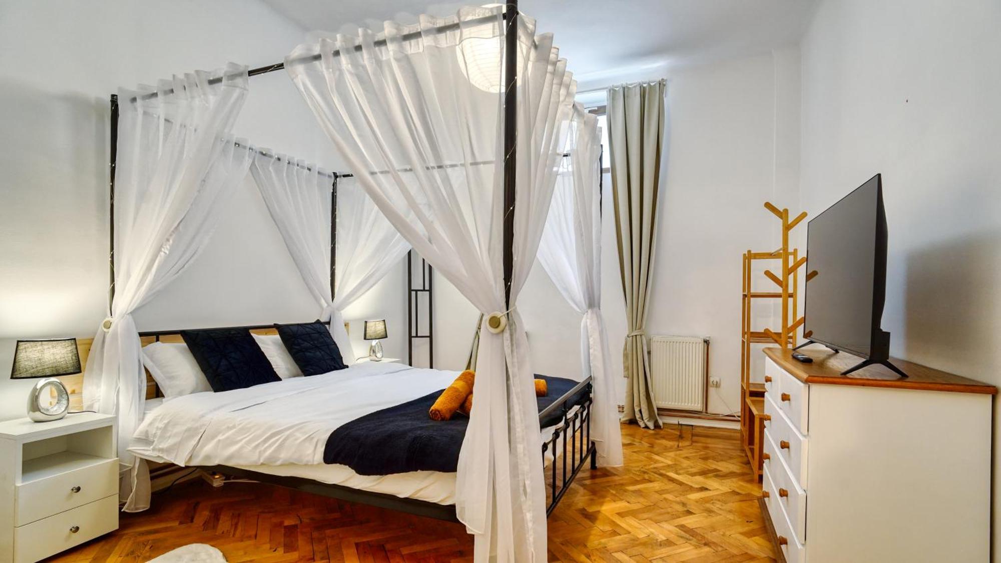 Intimo Oldtown Romantic Apartment Braşov Exterior foto