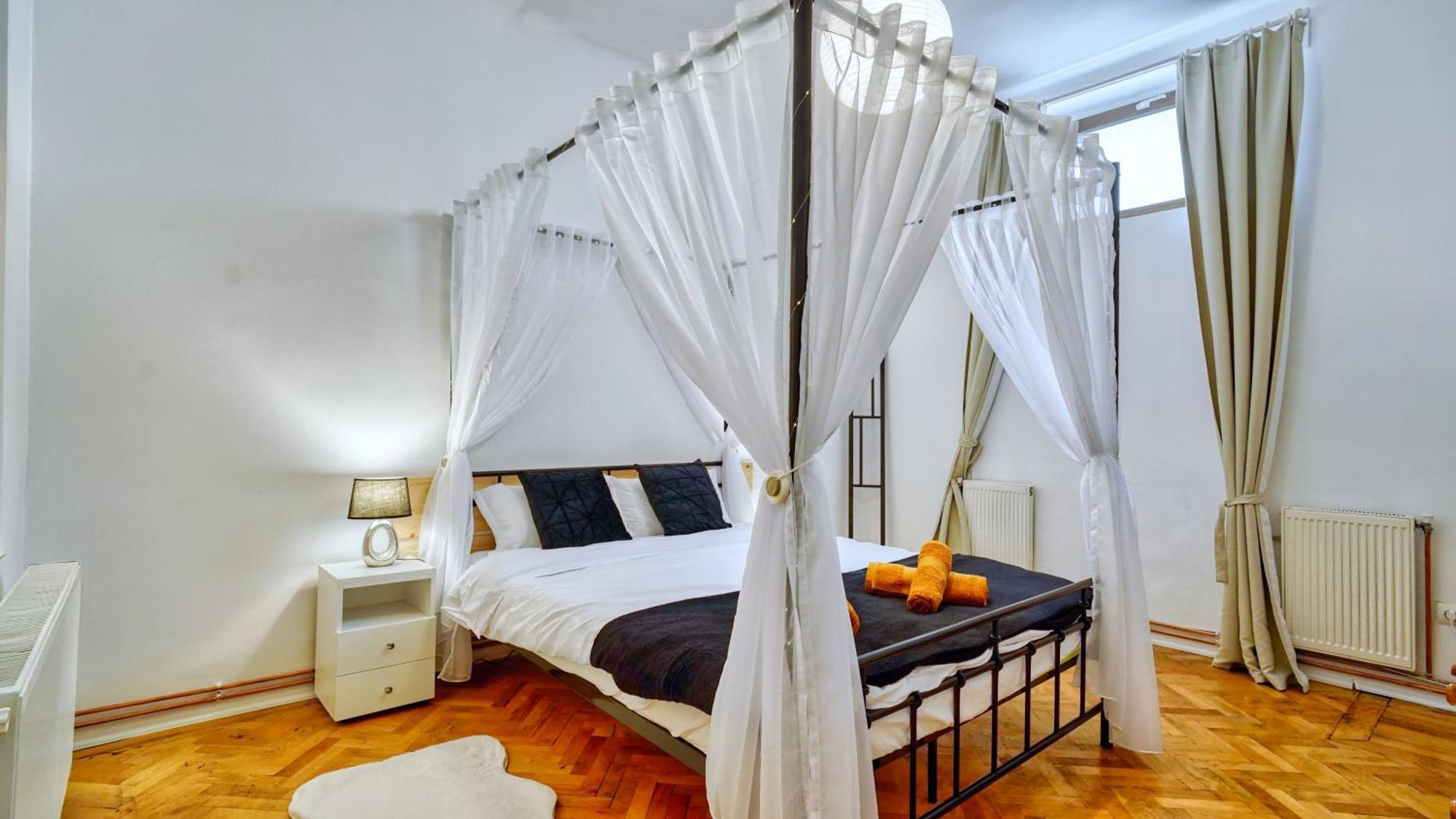 Intimo Oldtown Romantic Apartment Braşov Exterior foto