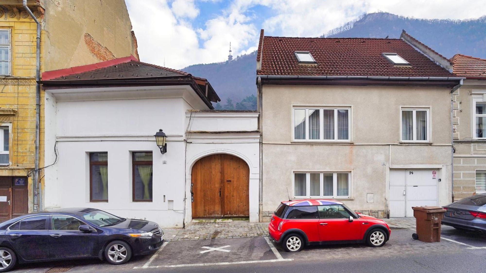 Intimo Oldtown Romantic Apartment Braşov Exterior foto